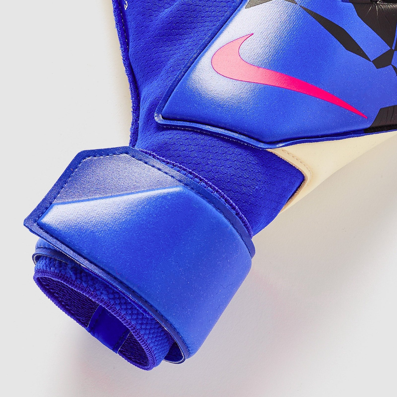 Nike Vapor Grip3 GK Gloves - Image 4
