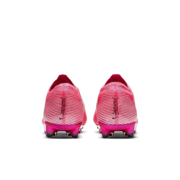 Nike Kylian Mbapp Pink Panther Mercurial Vapor 13 Elite FG football boots.