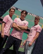 Palermo F.C. 2024/25 home football jersey with pink design and team logo.