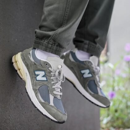 New Balance 2002R Protection Pack Mirage Grey