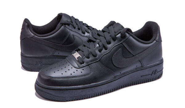 Black Air Force Low 1 sneakers for men and women.