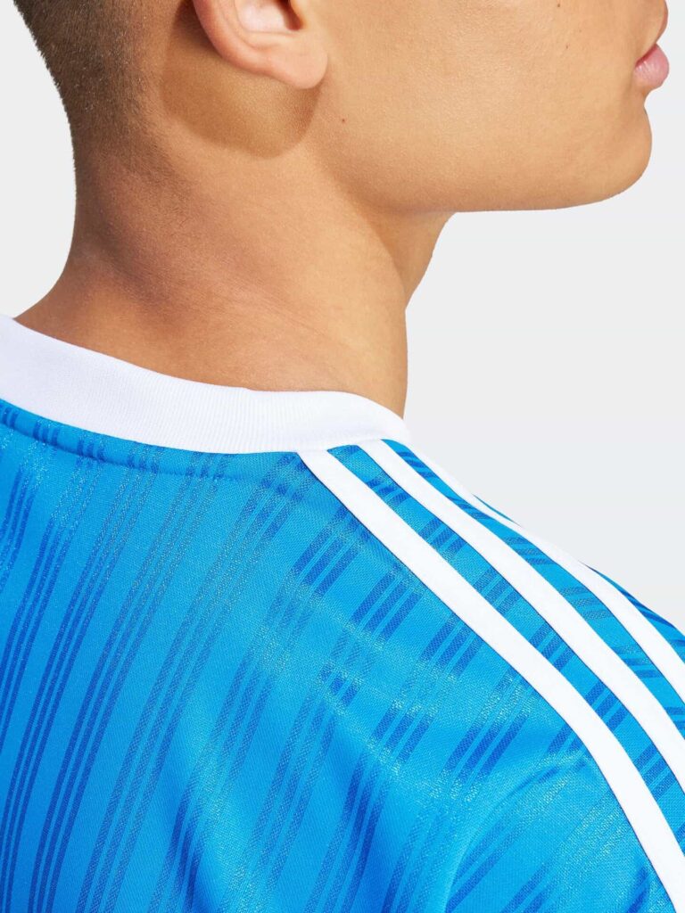 Adicolor blue T-shirt with white stripes, sporty casual wear for men.