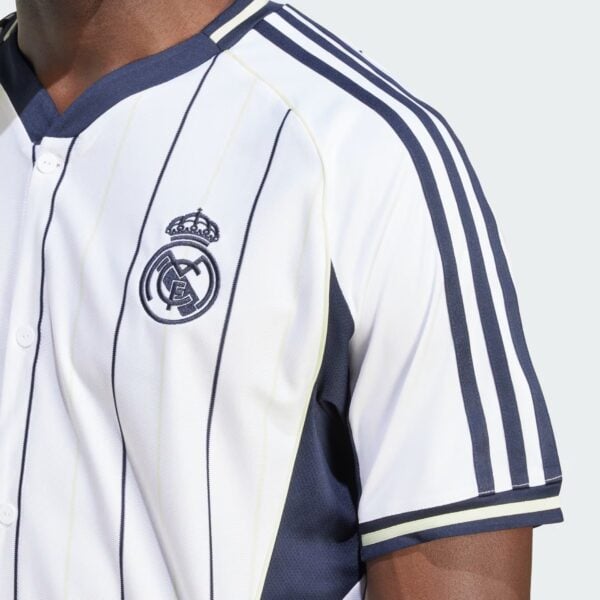 Authentic Real Madrid RM US Pack football jersey with white and navy design.