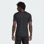 Black checkered Bayern Munich third football jersey 2025/26.