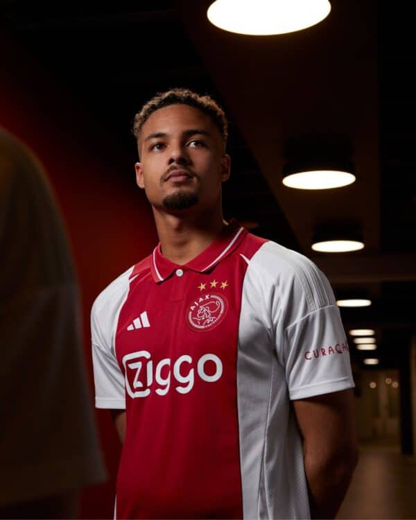 AJX HOME football jersey 2024/25, authentic Ajax kit with Ziggo sponsor, perfect for fans and player.
