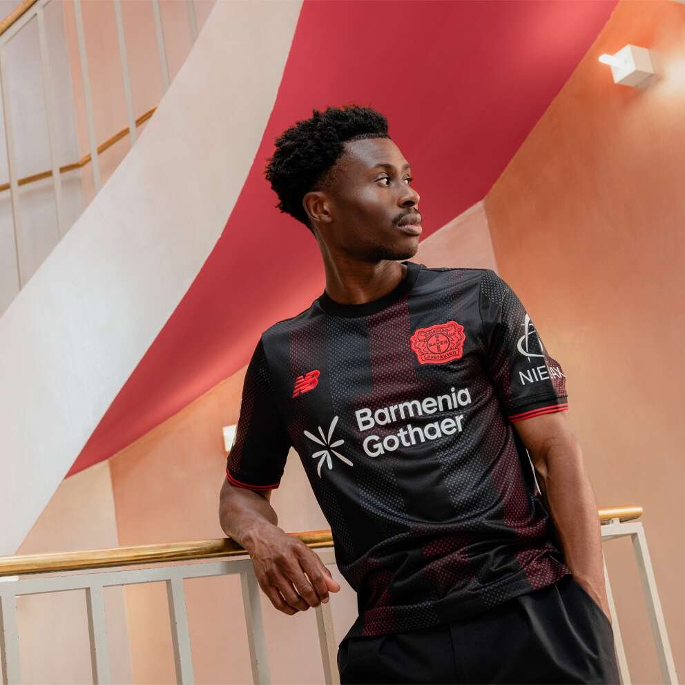 Bayer Leverkusen Home Jersey 2025/26 - Image 3