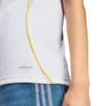 Nike Aeroready white sports t-shirt for men, breathable athletic wear.
