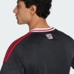 River Plate away football jersey 2025/26 with team logo and stylish design.
