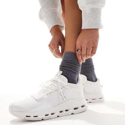 On Running Cloudnova Undyed White