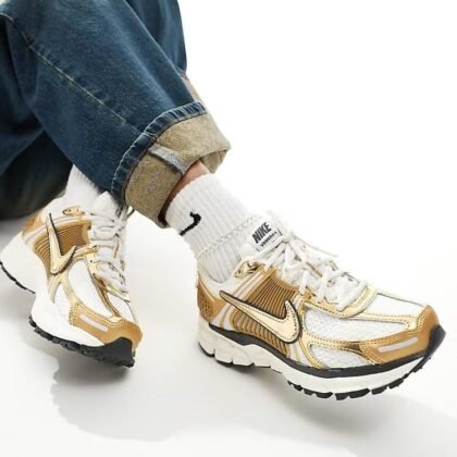 Nike Zoom Vomero 5 Metallic Gold