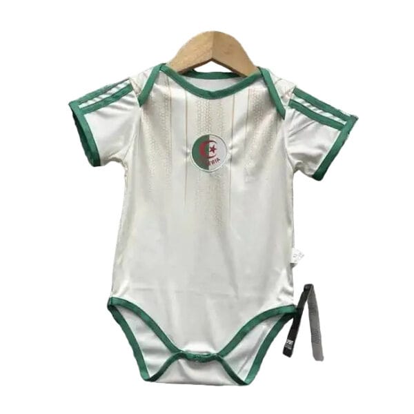 Algeria baby home jersey with green and white design, featuring national emblem, perfect for young f.