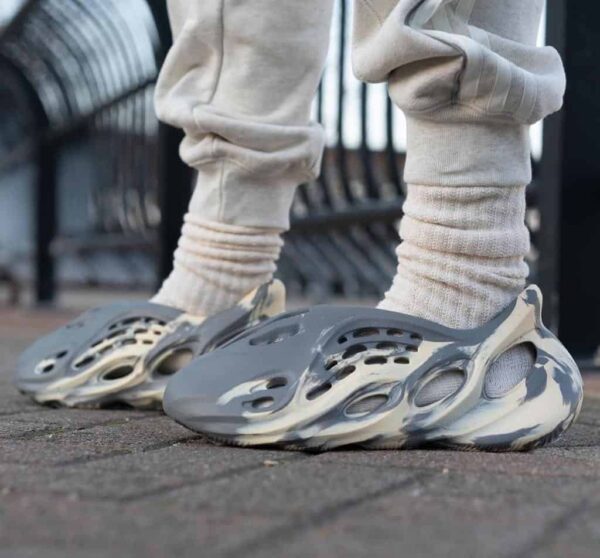 Yeezy Foam Runner MXT Moon Grey sneakers for casual and streetwear style. Durable, lightweight, and.