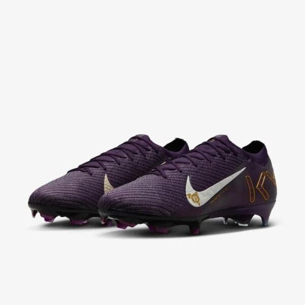 Nike Mercurial Vapor 16 Elite football boots inspired by Kylian Mbappé, lightweight and high-perform.