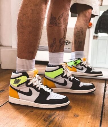air jordan 1 high og retro volt gold - uaessss