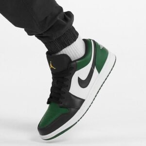 Air jordan 1 low green toe - uaessss