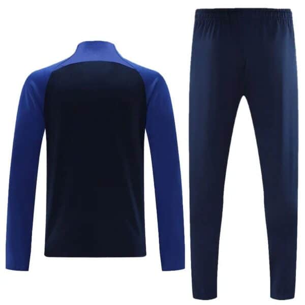 Al Nassr blue tracksuit 2023/24, authentic sportswear for football supporters, perfect for training.
