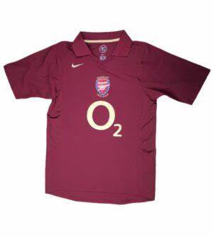 Authentic Arsenal 2006 home football jersey with Henry 14, maroon color, Nike logo, and O2 sponsor.