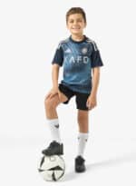 Al-Nassr youth away football kit 2025/26 featuring Ronaldo 7, perfect for young fans and players.