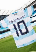 Aguerooo 11 Manchester City limited edition football jersey with player name and number. Perfect for.