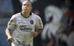Authentic Corinthians 2010 away football jersey with club logo and sponsor details.
