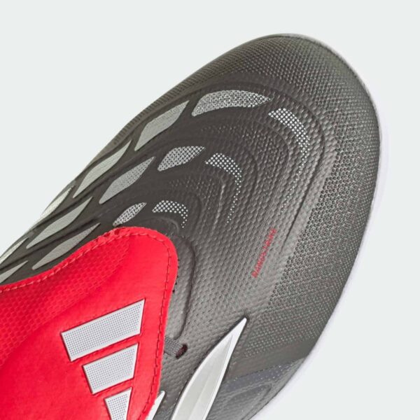 High-performance Predator League turf football shoes with fold-over tongue design. Perfect for outdo.