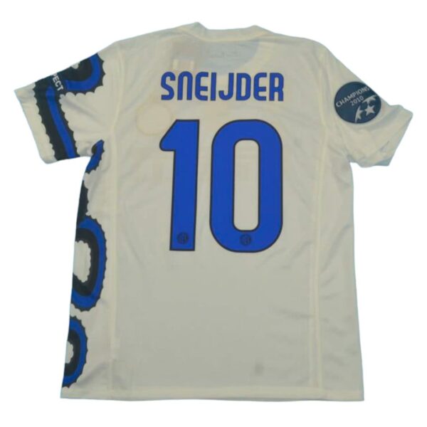 Authentic Inter Milan away jersey with Sneijder 10 for 2010/11 season.