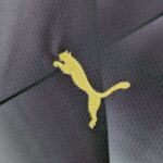 Leicester City away football jersey featuring Mahrez 26, Puma logo, and club crest.