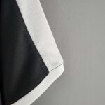 Leicester City 15/16 away football jersey featuring Mahrez 26, authentic Premier League kit.