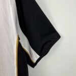 Authentic Manchester United 2001/02 away football jersey featuring Beckham's number 7, black and whi.