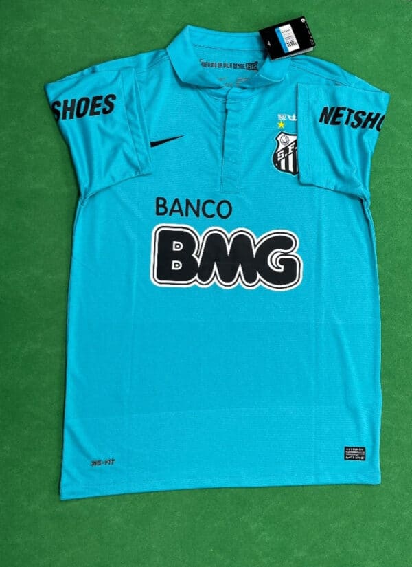 Brazilian football jersey with sponsor logos and team crest.