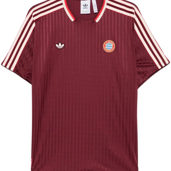 Maroon Adidas sports jersey with white/red striped shoulders and Bayern Munich badge on chest.