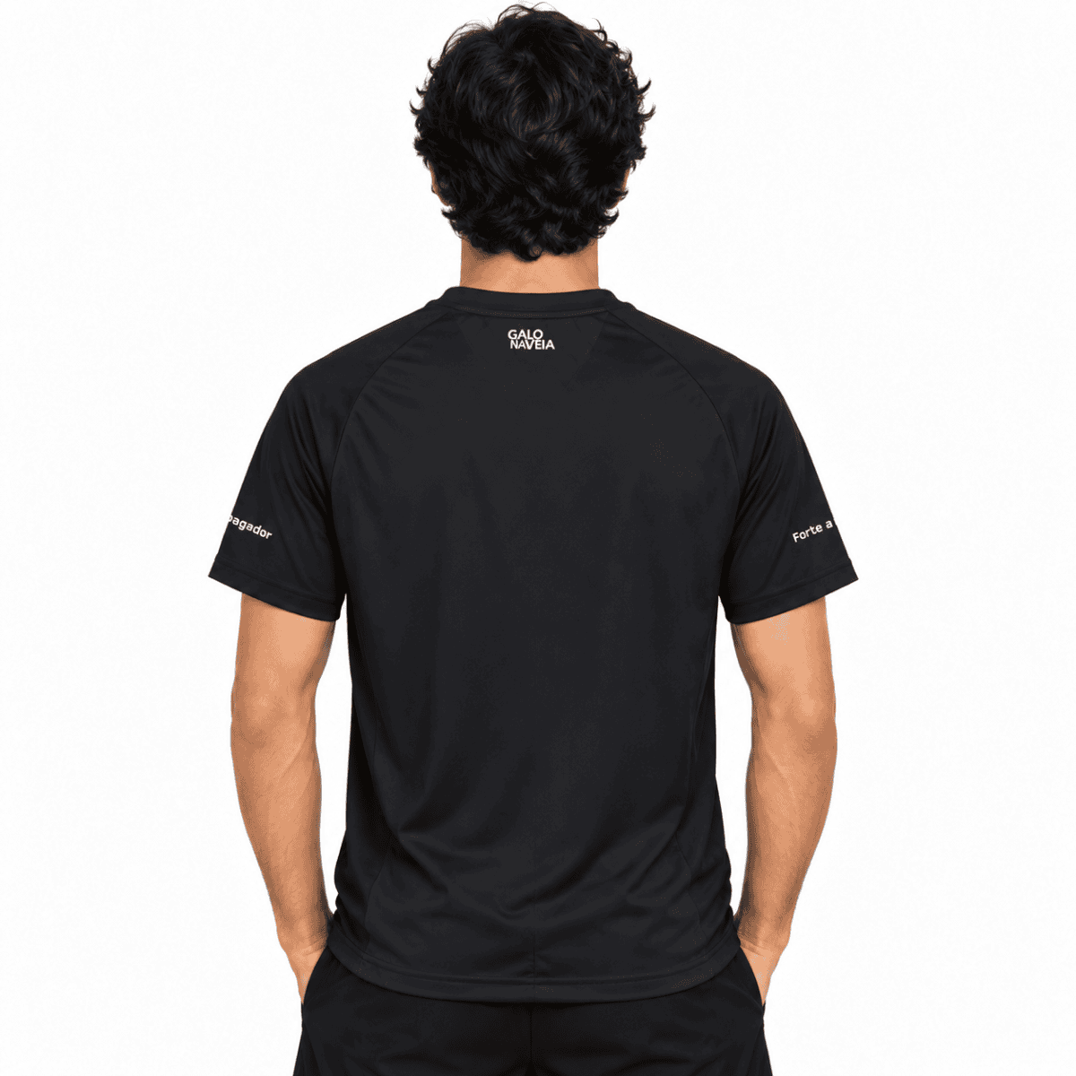 Back view of black Atlético Mineiro jersey with sponsor logos and season details.