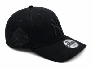 Black New York Yankees logo cap, stylish sports accessory for fans.
