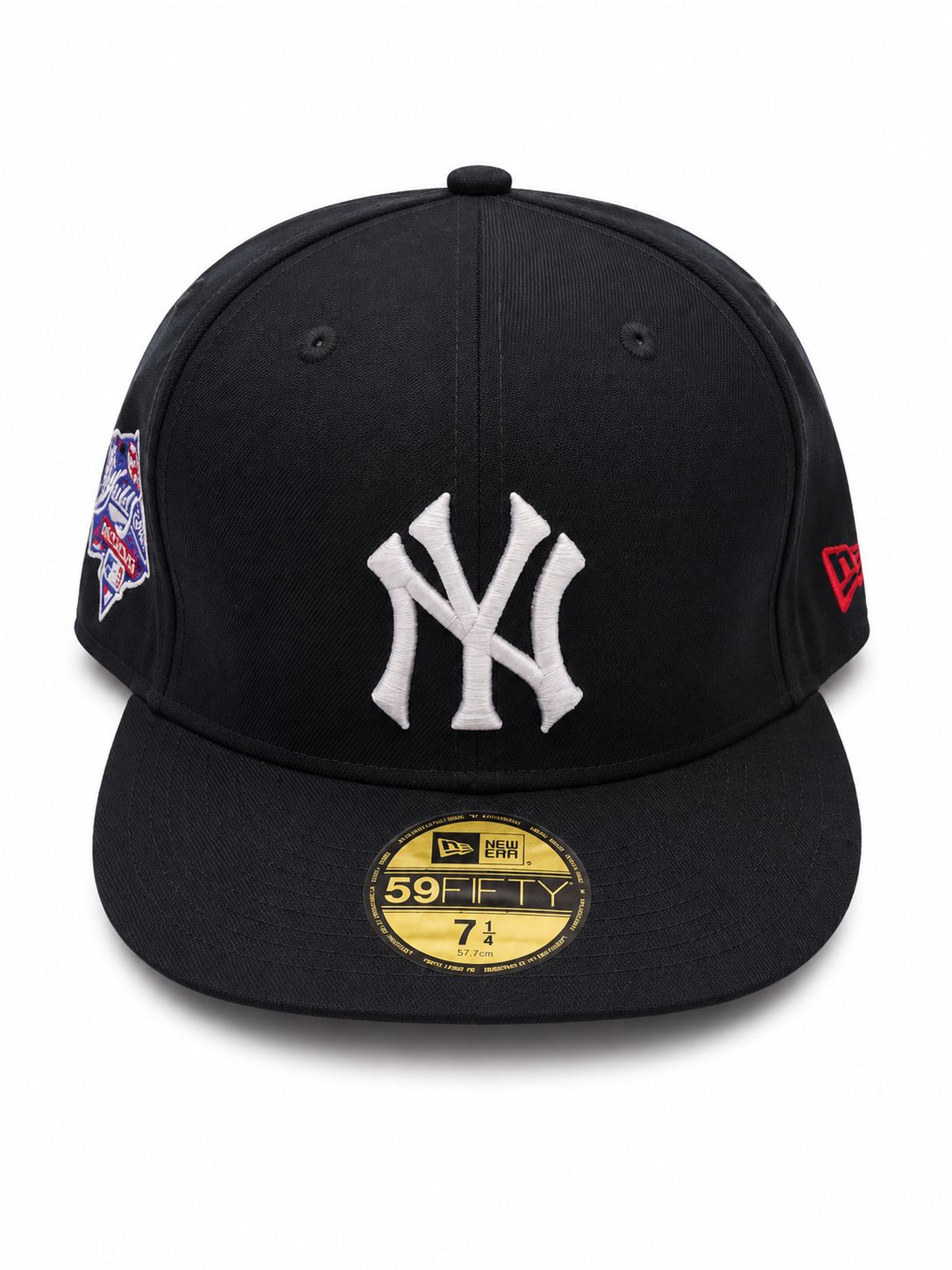 4dcc3cfb-4d18-4c51-b1b3-783915577ebb | UAE SPORT STORE Black fitted cap with white NY Yankees logo, side MLB patch, and red New Era logo on the opposite side; gold 59FIFTY sticker on brim