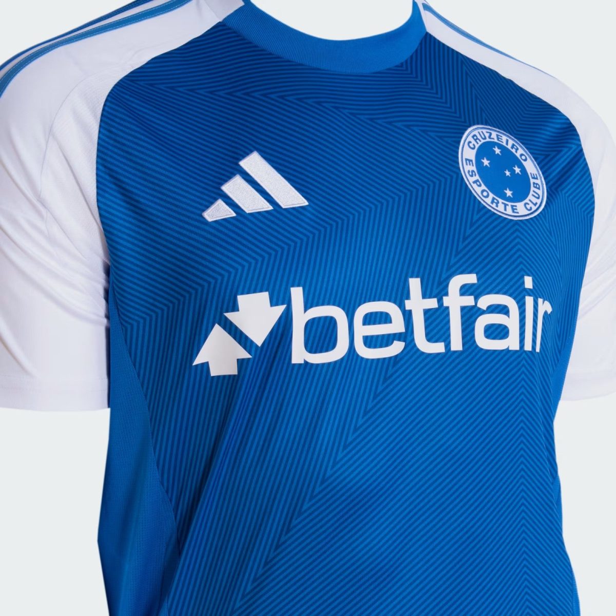 Blue Cruzeiro football jersey with Betfair sponsor and Adidas logo on the chest area.