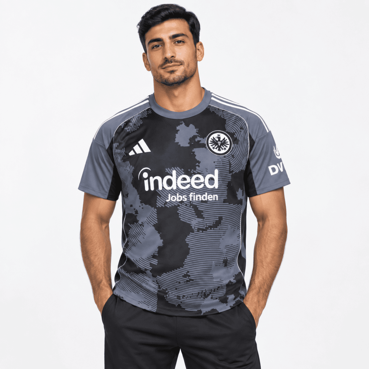 Eintracht Frankfurt third football jersey 2025/26 in black and gray with club crest.