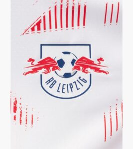 RB Leipzig logo: shield with blue border and two red bull silhouettes crossing in front of it on a white background