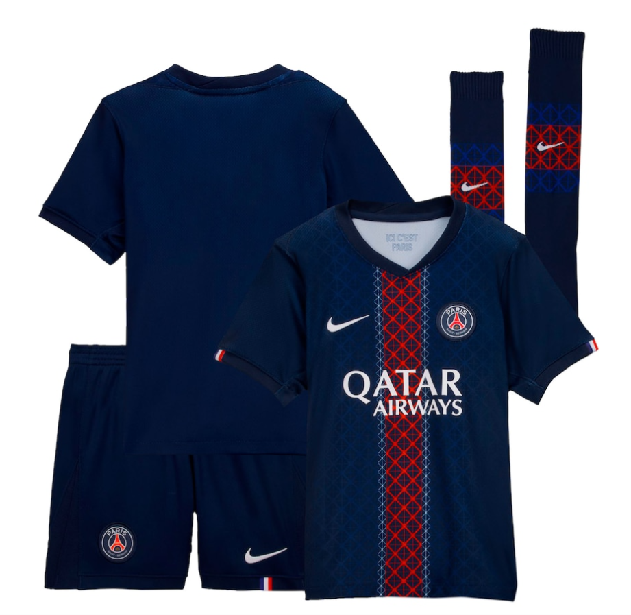 Screenshot_2025-07-18_223301 PSG navy blue home football kit with red vertical stripe, sponsor Qatar Airways, Nike swoosh, crest, plus matching shorts and socks.