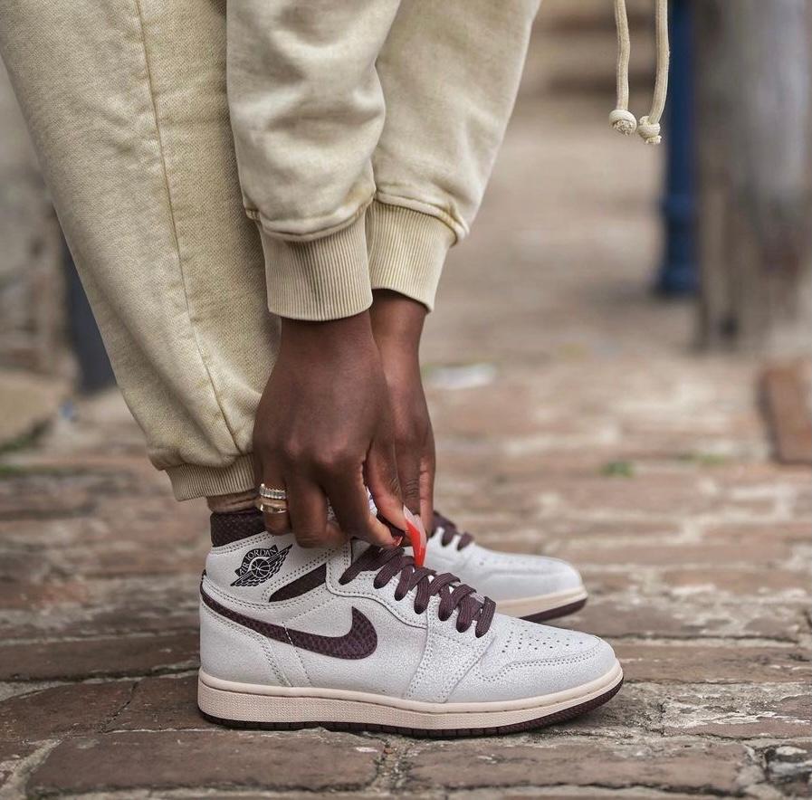 a-ma-maniere-x-air-jordan-1-high-347417 | UAE SPORT STORE A Ma Maniere x Air Jordan 1 High - uaessss