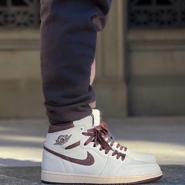 A Ma Maniere x Air Jordan 1 High - uaessss
