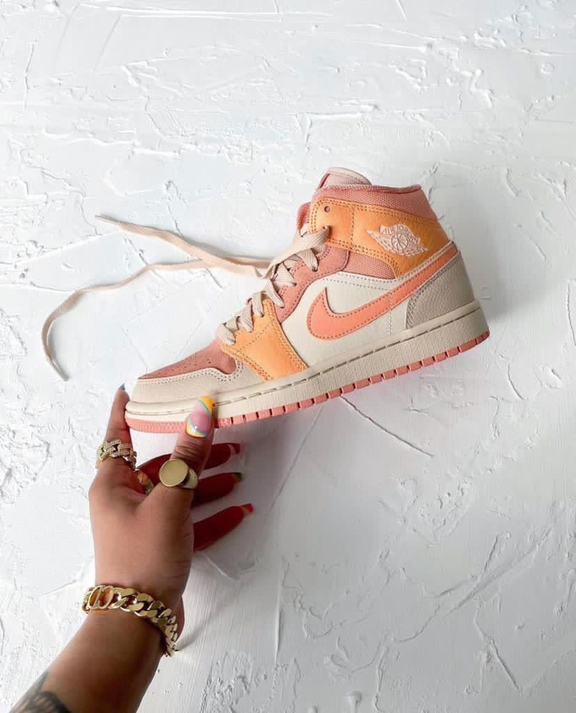 air-jordan-1-mid-apricot-orange-310467 | UAE SPORT STORE Air jordan 1 Mid Apricot Orange - uaessss