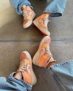 air-jordan-1-mid-apricot-orange-591690 | UAE SPORT STORE Air jordan 1 Mid Apricot Orange - uaessss