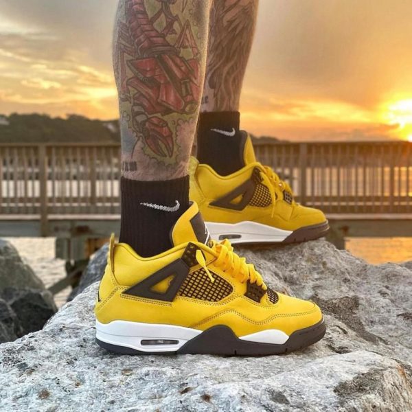 Air Jordan 4 “Lightning” - uaessss