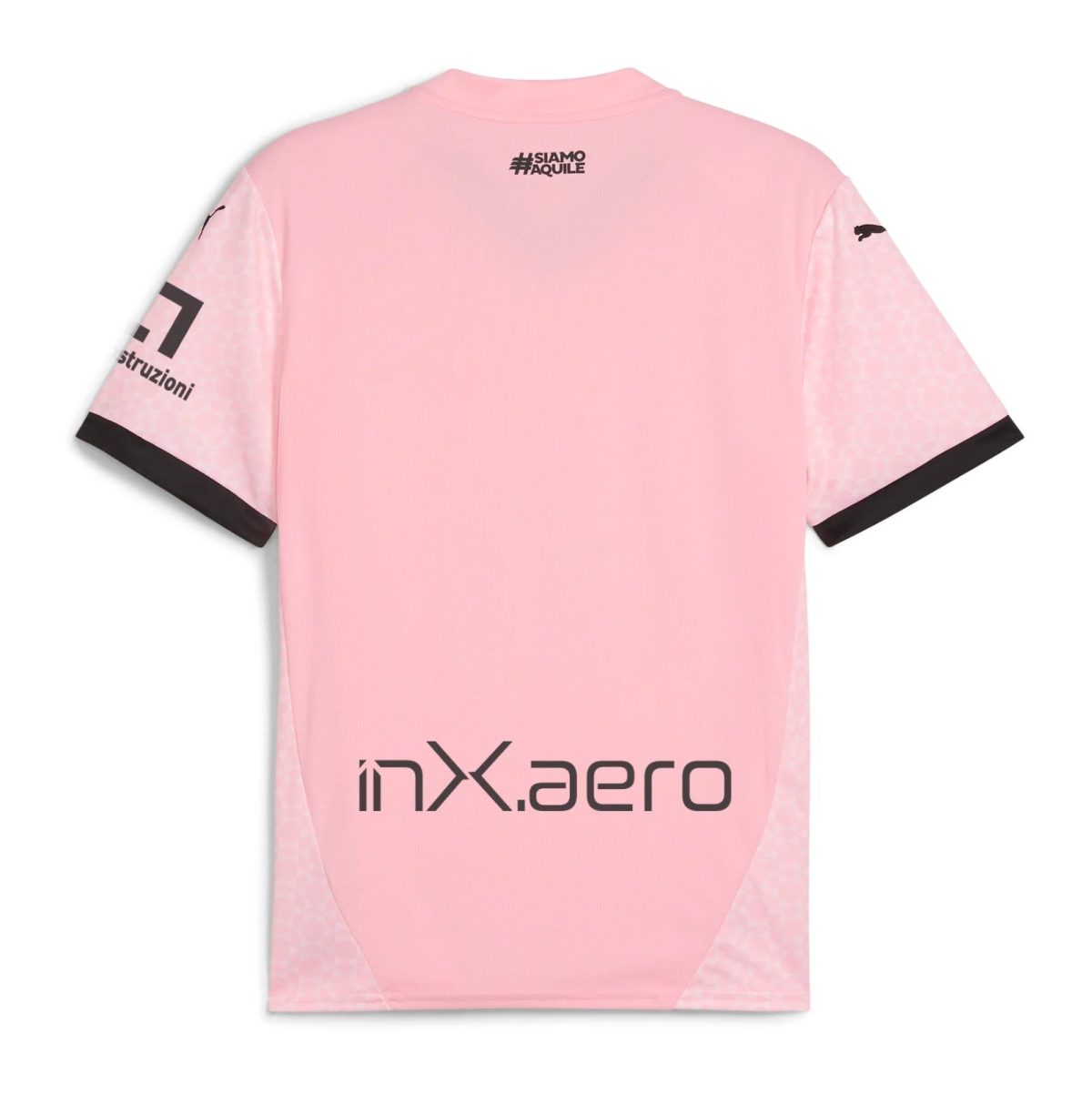 Back view of a pink short-sleeve shirt with a small black '#SIAMO AQUILE' logo near the neckline and a large 'inx aero' logo on the lower back; sleeves have light pink patterns and dark cuff trim.