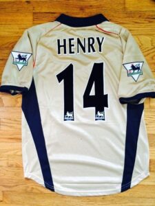 arsenal-away-classic-200102-with-henry-14-464063 | UAE SPORT STORE Arsenal AWAY Classic 2001/02 With Henry 14 - uaessss