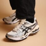 asics-gel-kayano-14-cream-black-metallic-plum-614813 | UAE SPORT STORE ASICS Gel - Kayano 14 Cream Black Metallic Plum - uaessss
