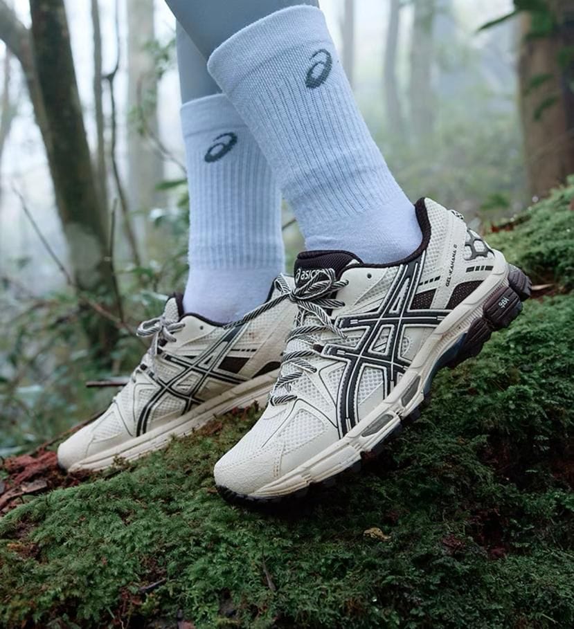 asics-gelkahana-8-black-and-white-404016 | UAE SPORT STORE ASICS Gel‑Kahana 8 'Black and White - uaessss