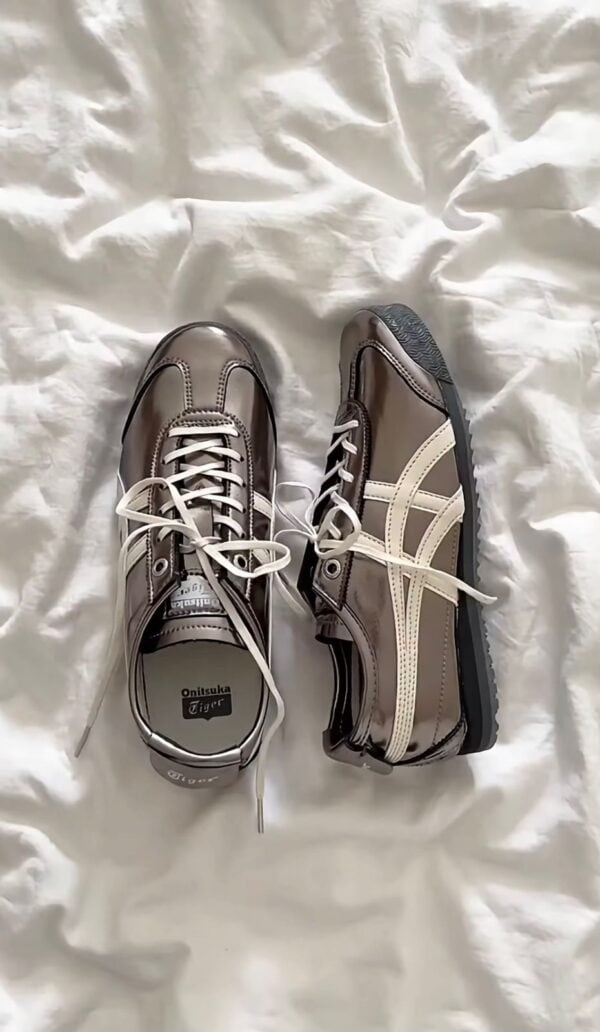 Onitsuka Tiger Mexico 66 SD “Metropolis” sneakers in metallic silver and beige.