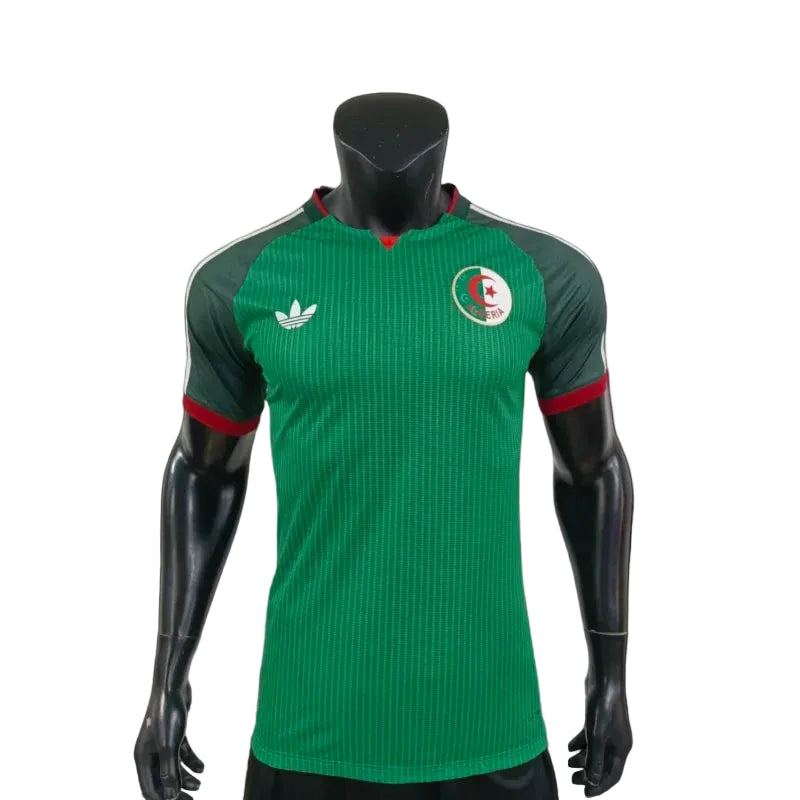 c9fd80a4-800x800-1 Green Algeria national football team jersey on a black mannequin torso on a white background.