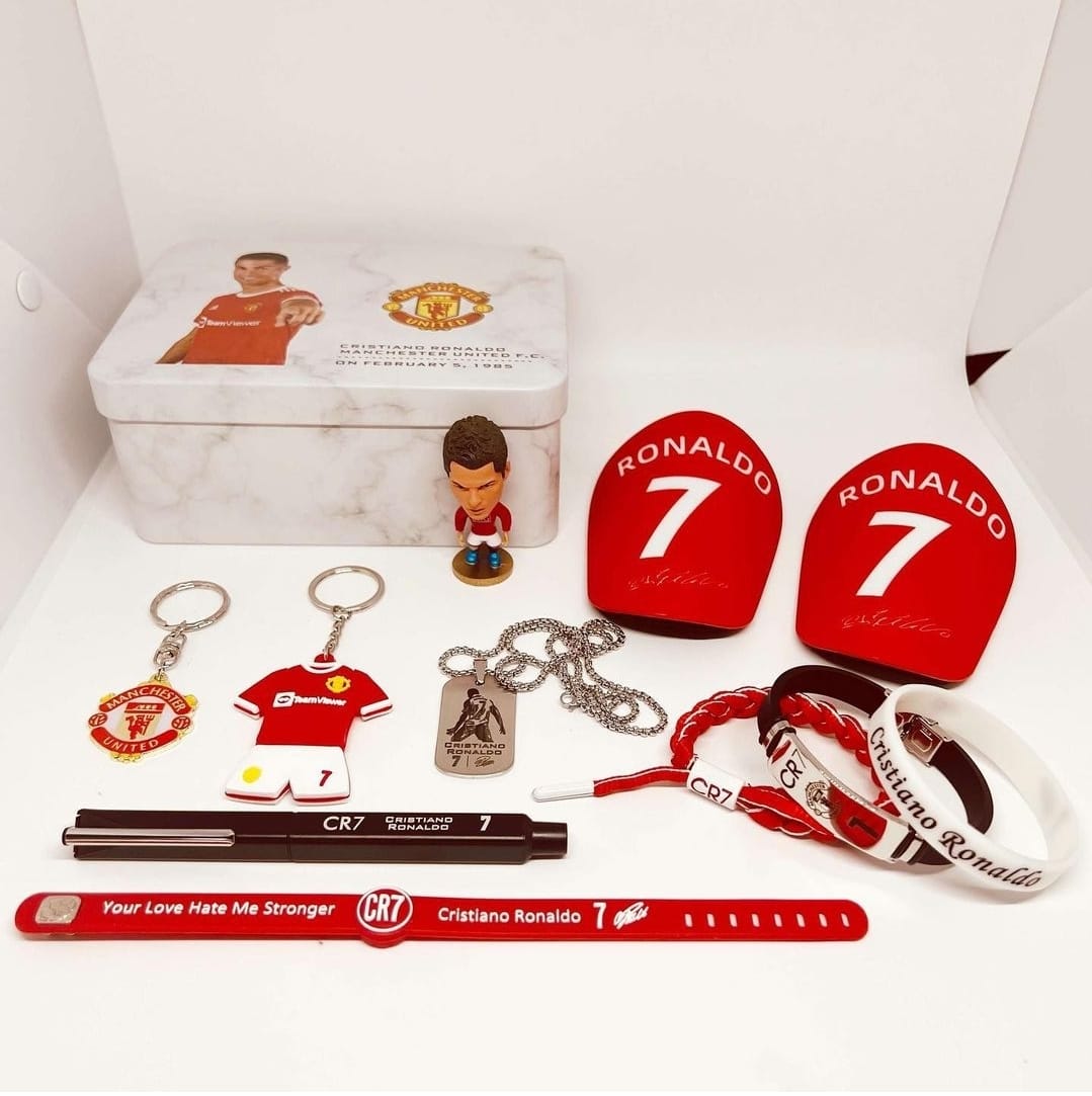 cristiano-ronaldo-manchester-united-bundle-722241 | UAE SPORT STORE Cristiano Ronaldo Manchester United Bundle - uaessss